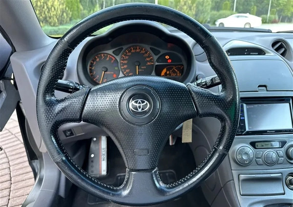 Toyota Celica cena 37900 przebieg: 202193, rok produkcji 2003 z Garwolin małe 781